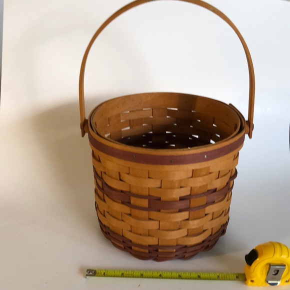 Longaberger Vintage basket. Collectible 1996 - Picture 3 of 8